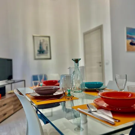 홈스테이 Casa Politeama Florio - Centro *